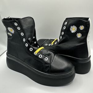 Berness Punk Goth Logan Daisy Embroidered Black Platform Combat‎ Boots Sz 7 NEW